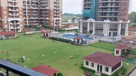 3 BHK Flats in Chandigarh for Sale .